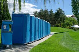 Best VIP or Luxury Restroom Trailers  in Treasure Island, FL
